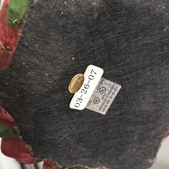 Ed Hardy inspired Skull Lamp with Tattoo Art Shade - Picture 11 of 15